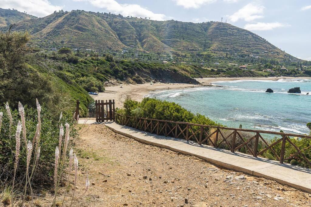 Villa Casa Al Mare Dei 7 Emiri Cefalù Exterior foto